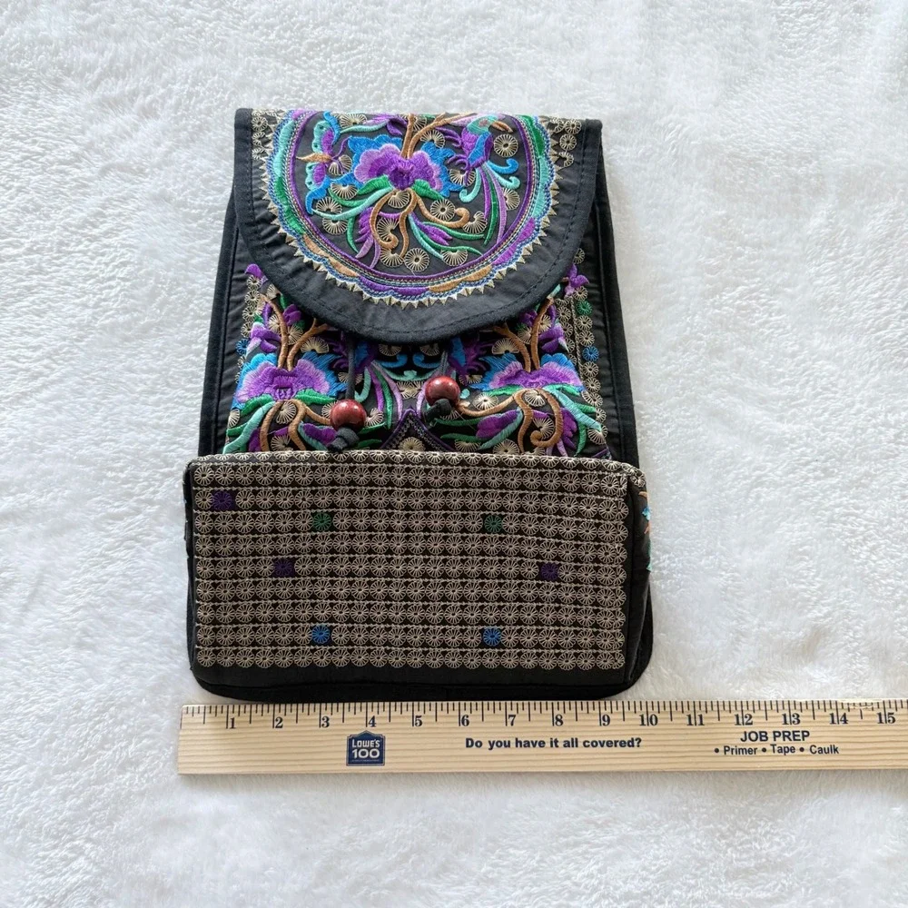 VTG Bohemian Floral Embroidered Canvas Backpack Black Blue Purple Folk Art‎ Bag